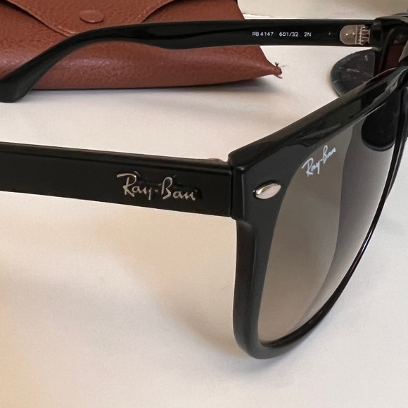 Ray ban sunglasses - Picture 9 of 10